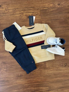 Conjunto de Moletom Tommy Hilfiger
