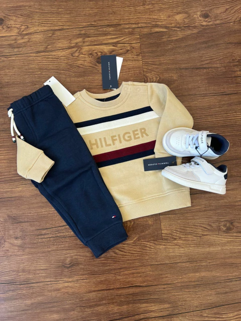 Conjunto de Moletom Tommy Hilfiger