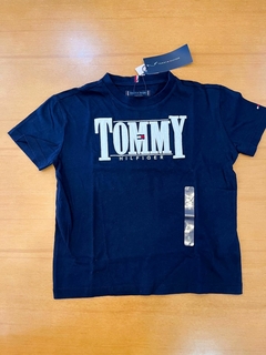 Camiseta Logo Aveludado Tommy Hilfiger