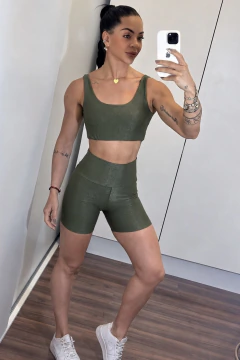 CONJUNTO OLIVIA • VERDE MILITAR