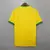 Camisa titular amarela da Seleção Brasileira 2020, com detalhes em verde e escudo da CBF bordado no peito
