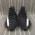 Adidas Yeezy Boost 350v2 "Core Black White" en internet