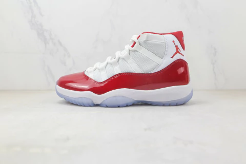 Air Jordan 11 Retro "Cherry"