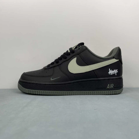 Nike Air Force 1 Low "Barely green black"