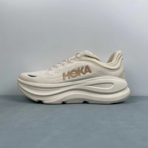Hoka One One Bondi 9