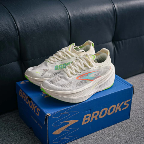 Brooks Hyperion Max 3