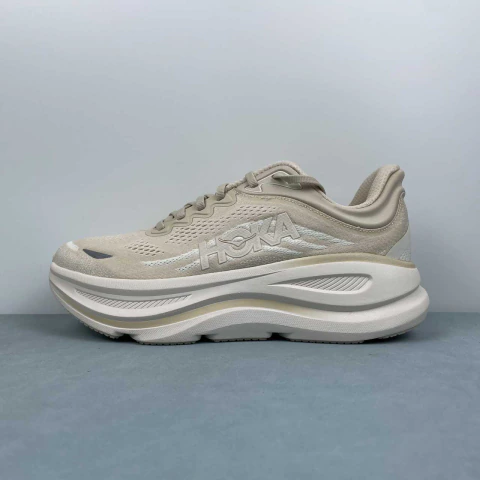 Hoka One One Bondi 9