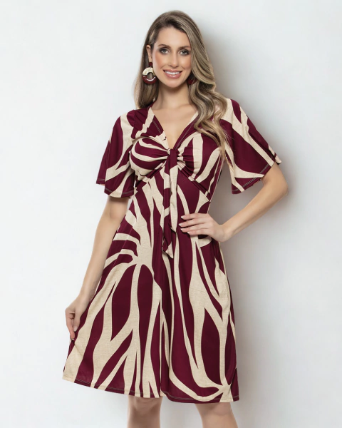 Vestido Clássico com Mangas e Saia Godê - comprar online