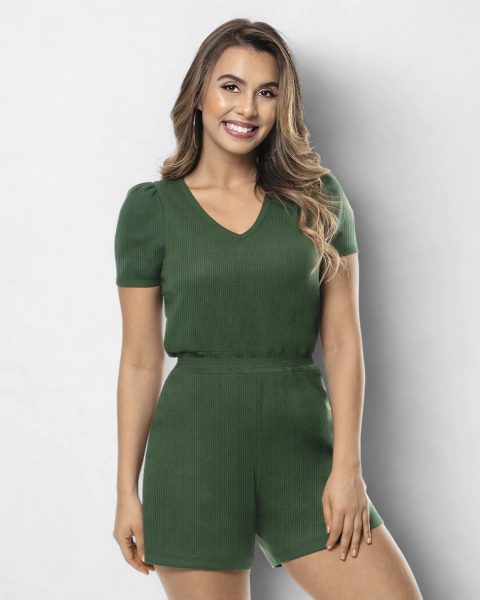 Macaquinho Verde com Decote V e Abertura nas Costas - comprar online