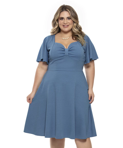 Vestido Clássico com Mangas e Saia Godê –Moda Plus Size