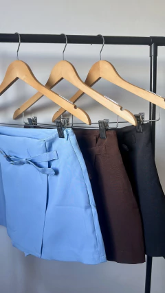 Short Saia Evelin Azul - Candy in brand