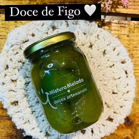 Doce de Mamão Rolinho 320g