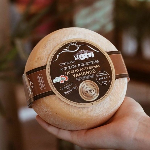 Queijo Artesanal Serrano 400g - (cópia)