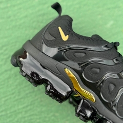 Vapor Max Plus P/Dourado - comprar online
