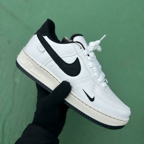 Air force One branco/preto