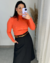 BLUSA DE LÃZINHA GOLA ALTA