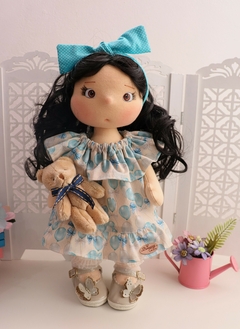 Boneca Lia - Coleção Little Cuties na internet