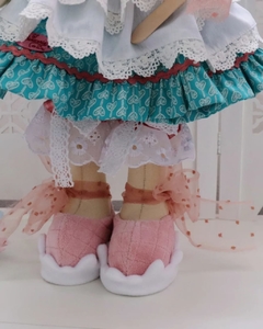 Boneca doce confeiteira - Bonecaria da Dri Confecções Artesanais LTDA