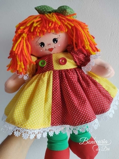 Boneca de pano Emilinha - comprar online