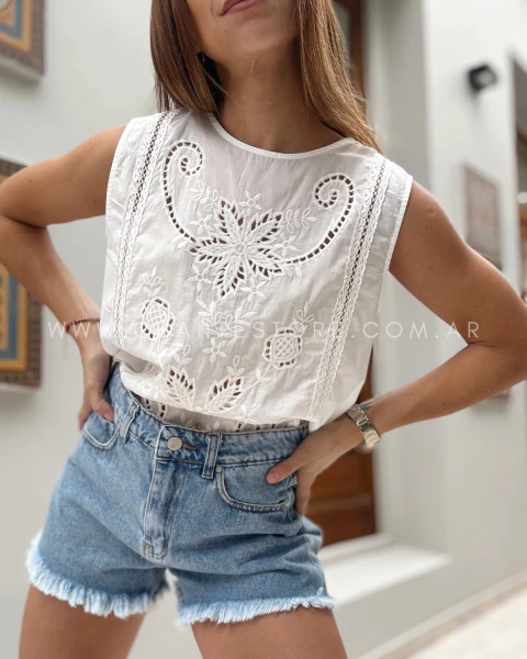 Camisa importada Kenly blanca - comprar online