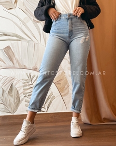 Jeans mom Bego