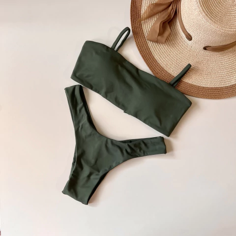 Biquíni top faixa asa delta verde militar - comprar online