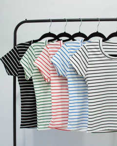 REMERA SUECIA - Jackiebe