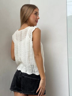 MUSCULOSA TEJIDA ZOA - comprar online