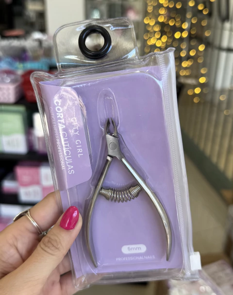 Corta cutículas resorte CITY GIRL (D-616)