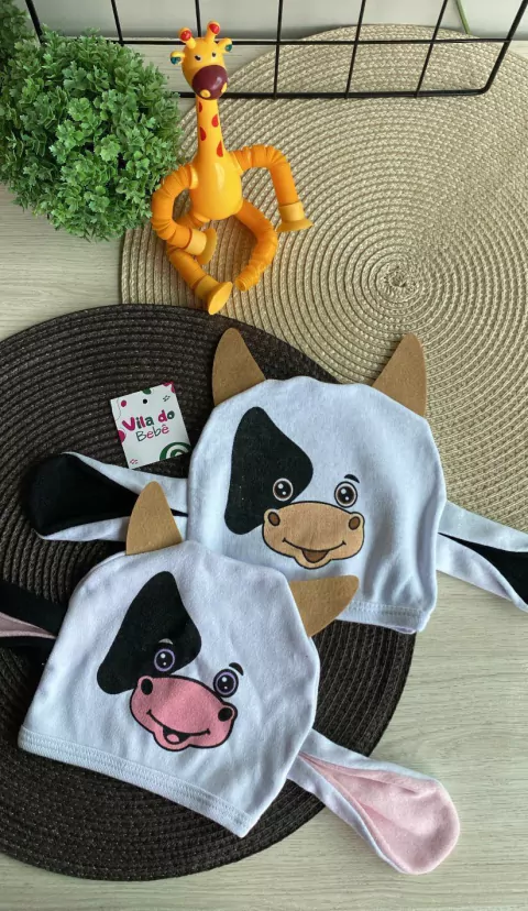 Boina de Bebê Temática - Vaquinha Bezerrinho