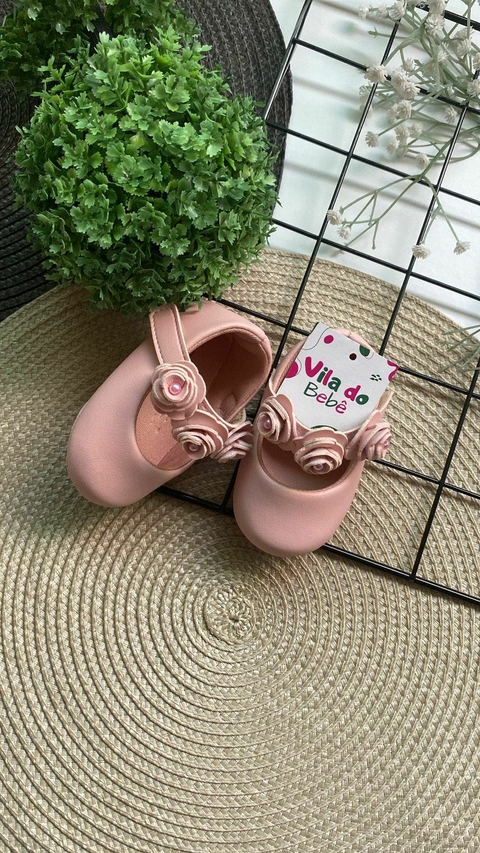 Sapatilha de Bebê Menina - Rosa com Flores