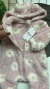 Macacão de Bebê Menina Peluciado - Lilás/ Flores - comprar online