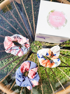 Scrunchie Spring