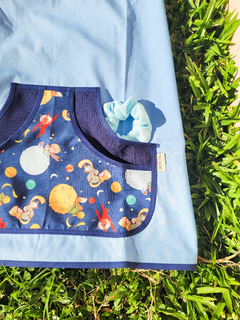 Delantal Principito base Celeste - comprar online