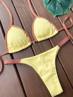 Cortininha + calcinha fita fio duplo (amarelo manteiga + bronze) na internet