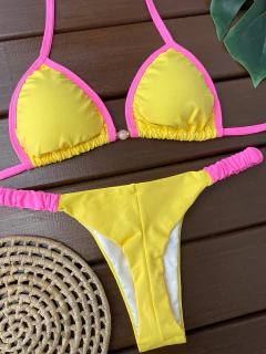 CORTININHA + CALCINHA FITA FRUFRU FIO DUPLO ( amarelo com rosa) na internet