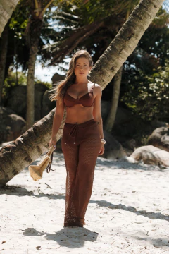 Calça rendada (marrom) na internet