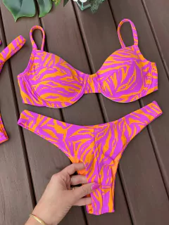 MEIA TAÇA + CALCINHA ASA DELTA FIO DUPLO (ZEBRA LARANJA COM ROSA) - CAUSAR moda praia
