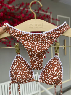 Cortininha + calcinha asa delta fio duplo florzinha (crochê) - comprar online