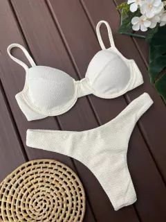 Meia taça + calcinha asa delta cor off