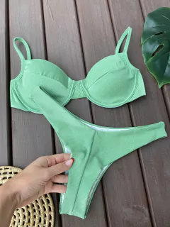 meia taça + CALCINHA ASA DELTA (PISTACHE)