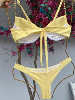 MEIA TAÇA COM CORRENTE + CALCINHA FITA LARGA FIO DUPLO (amarelo manteiga) - comprar online