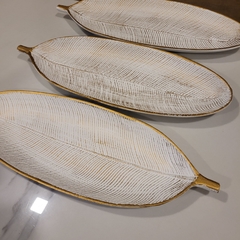 Foch bandeja hoja blanco borde dorado 40x14x3cm - kazaru