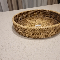 Bandeja Flor marrón redonda estrella con borde cosido 40cm