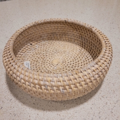Imagen de Bowl Bandeja rattan curva blanca 22cm