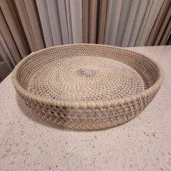 Bandeja Rattan redonda blanca baja 25cm - kazaru