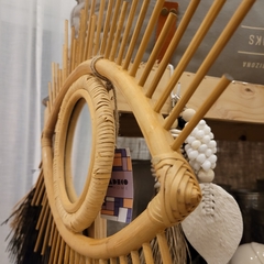 Imagen de Espejo de rattan diseño de ojo 54cm