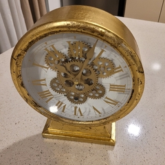 Reloj mesa dorado mecanismo movil 29cm - comprar online