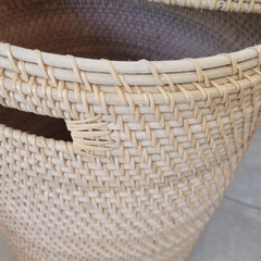 Imagen de Cesto Rattan para ropa color Natural 50x35cm