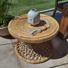 Mesa Redonda De Rattan Palito Semeti 65Cm - comprar online